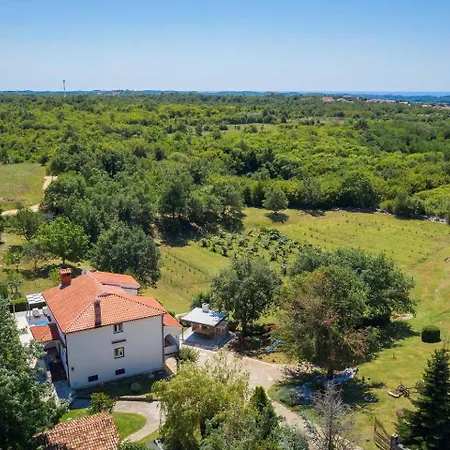 Eufemia Near With Large Garden And Outdoor Playground For Kids Villa Porec