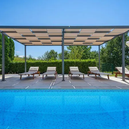 فيلة Eufemia Near With Large Garden And Outdoor Playground For Kids